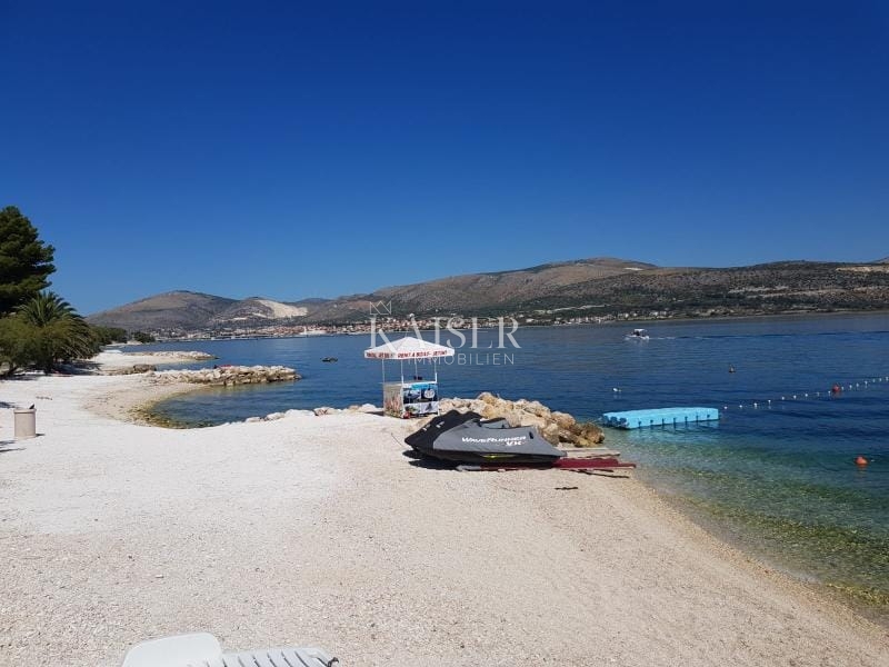 Isola di Ciovo - Un gioiello raro in prima fila sul mare - Proprietà con un potenziale incredibile