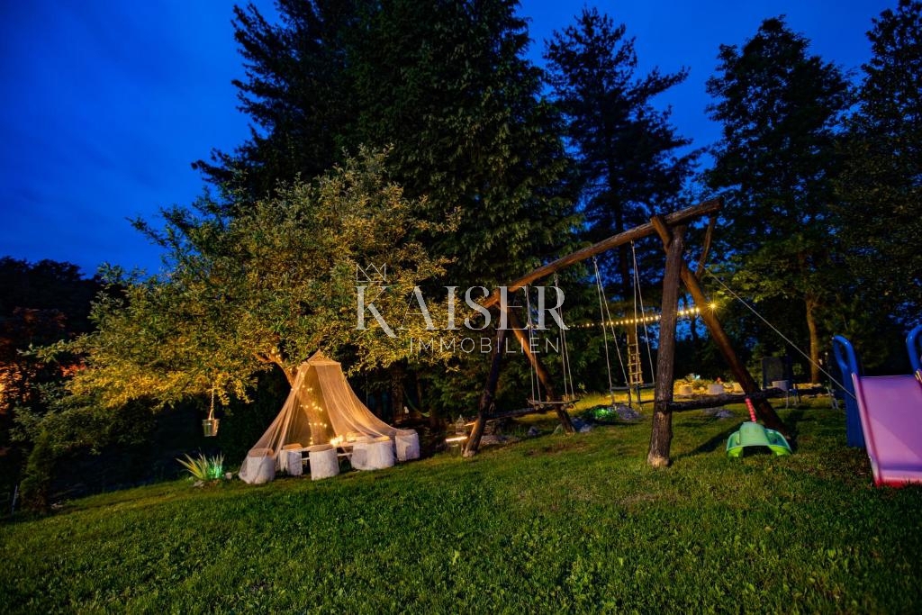 Ogulin, Kamenica Skradnička – Casa con ampio terreno