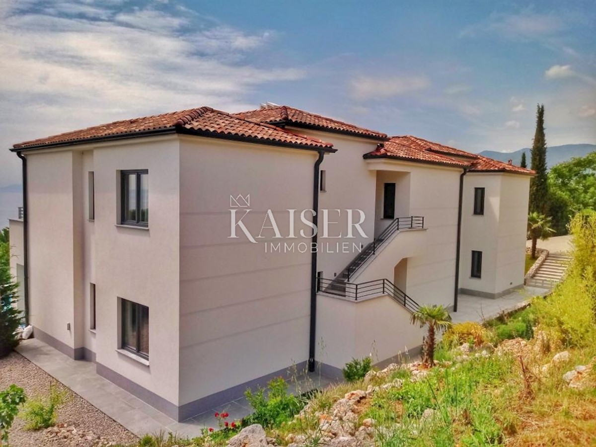 Rijeka, Martinkovac - Lussuosa villa familiare con piscina e vista mare