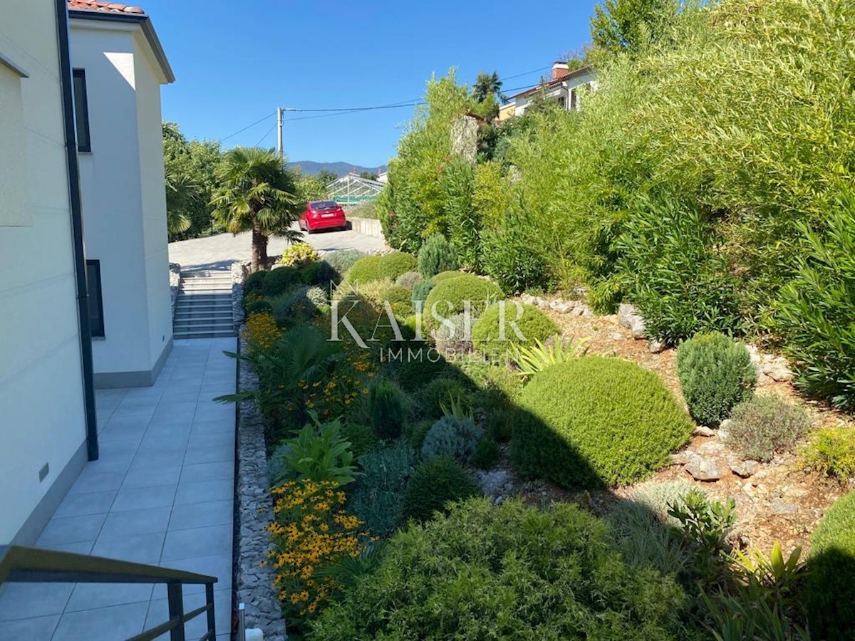 Rijeka, Martinkovac - Lussuosa villa familiare con piscina e vista mare