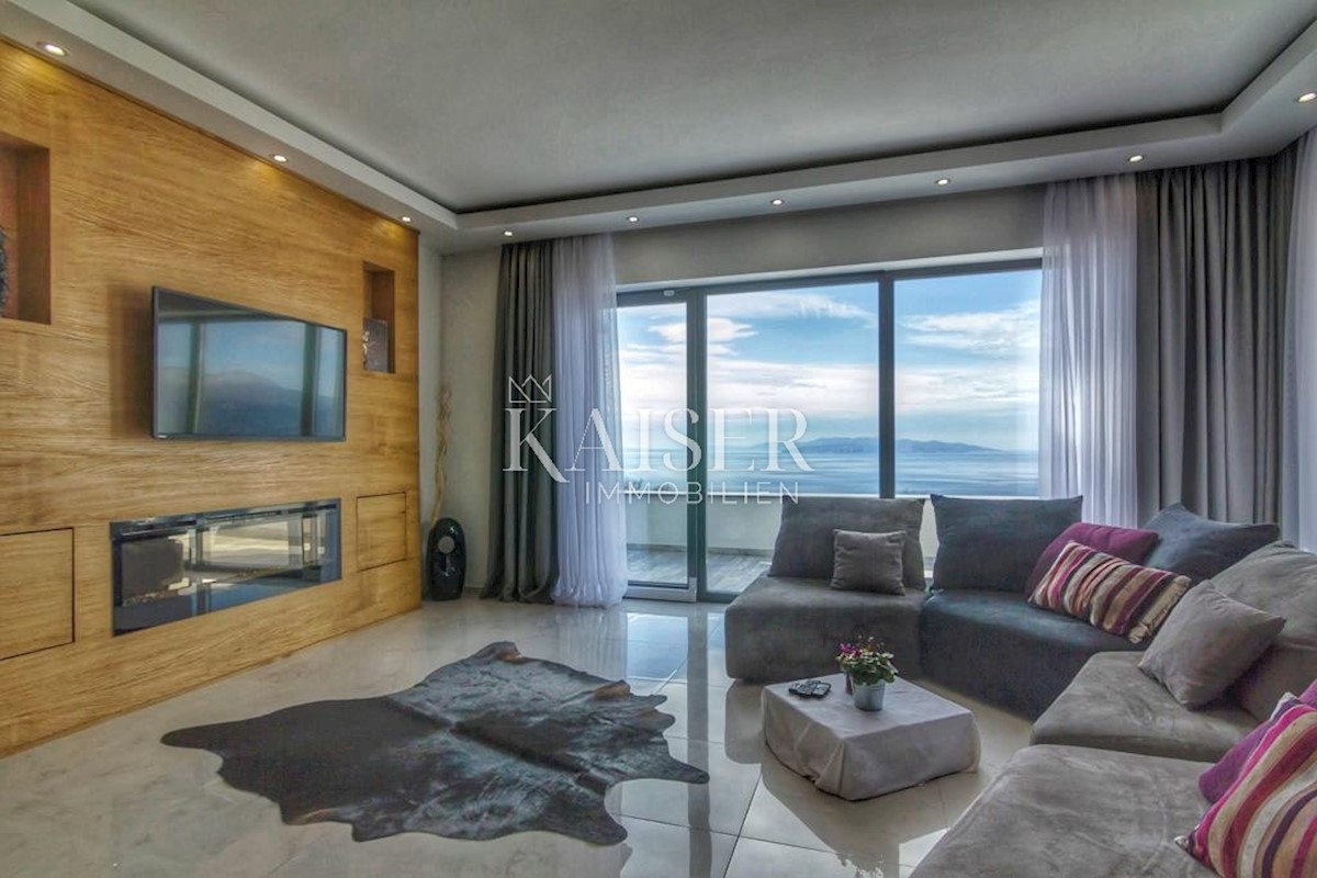 Rijeka, Martinkovac - Lussuosa villa familiare con piscina e vista mare