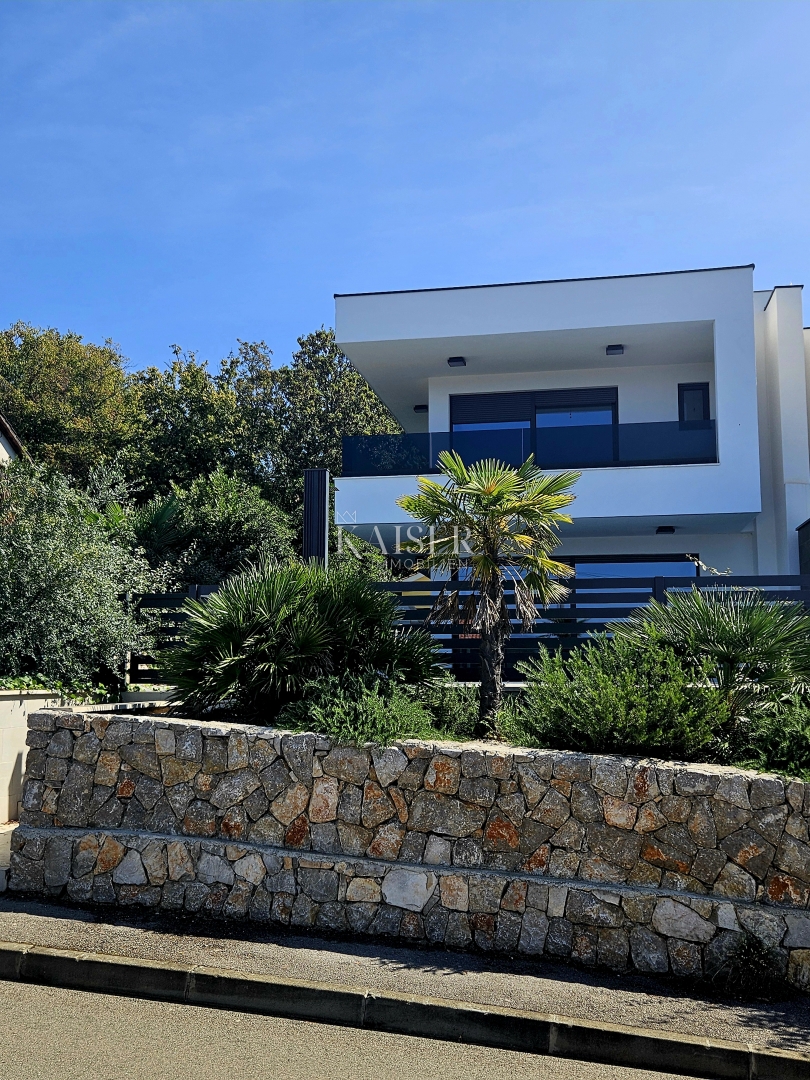 Isola di Krk, Njivice - lussuosa casa bifamiliare vicino al mare