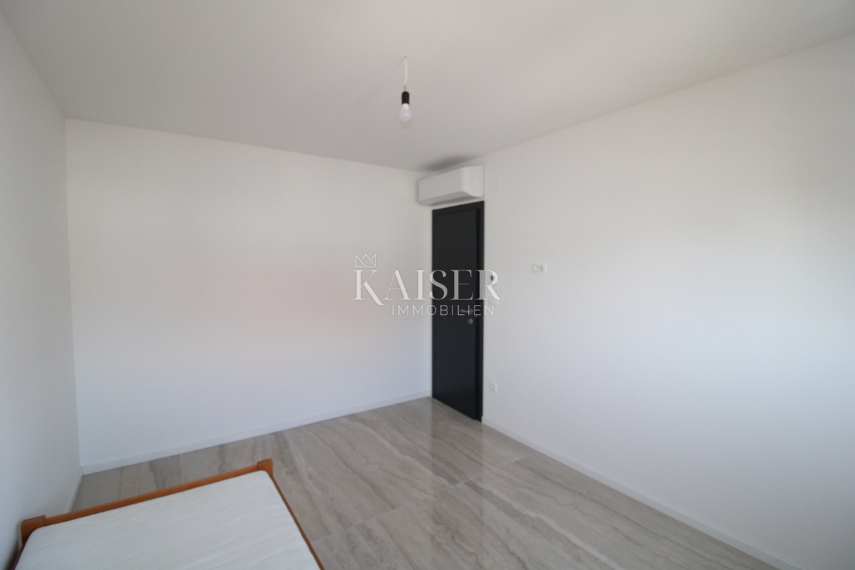 Appartamento Malinska, Malinska-Dubašnica, 75m2