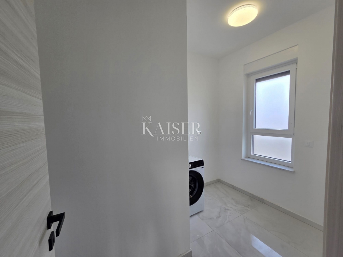 Isola di Krk, Kornić - casa moderna con piscina