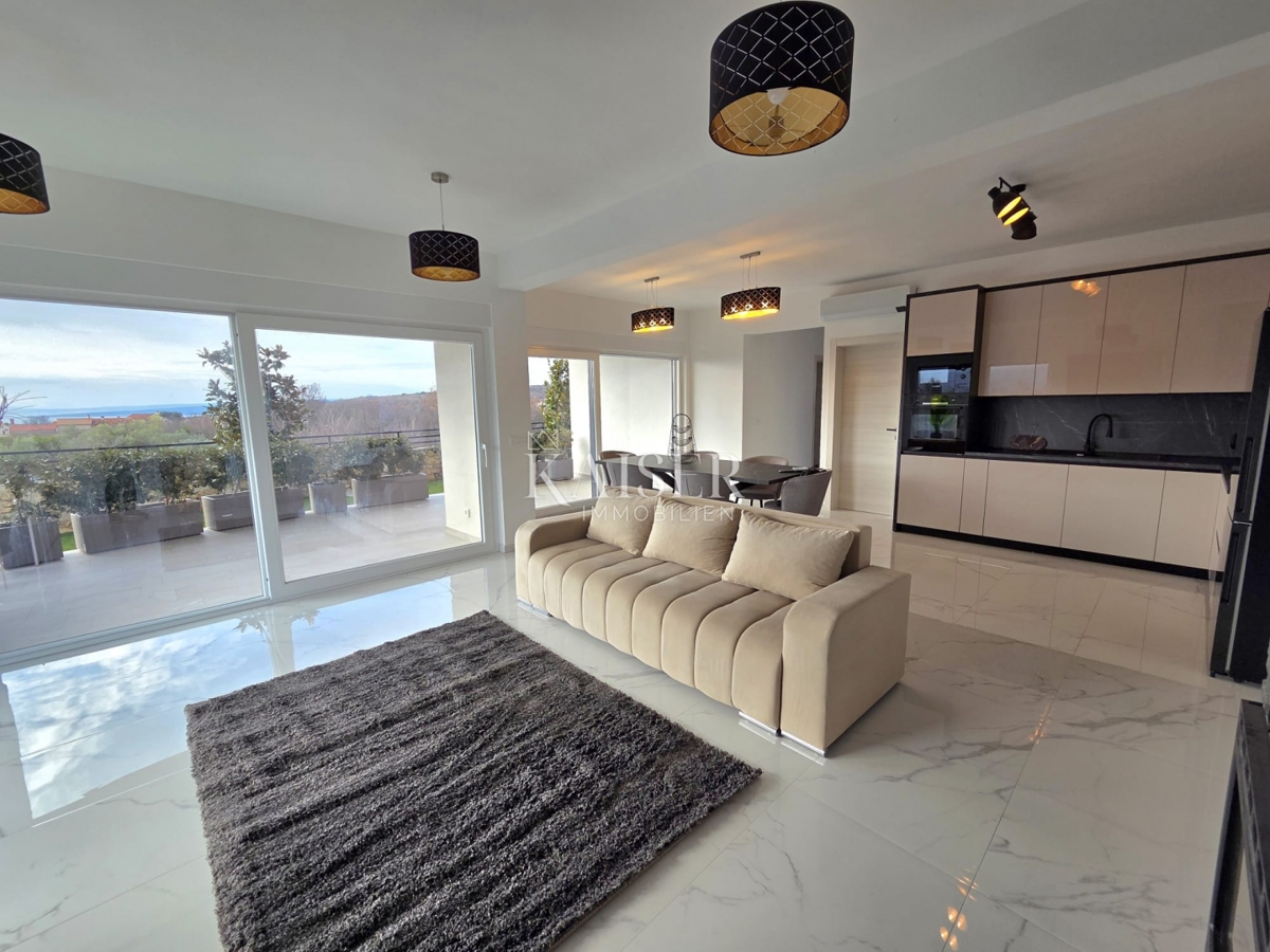 Isola di Krk, Kornić - casa moderna con piscina