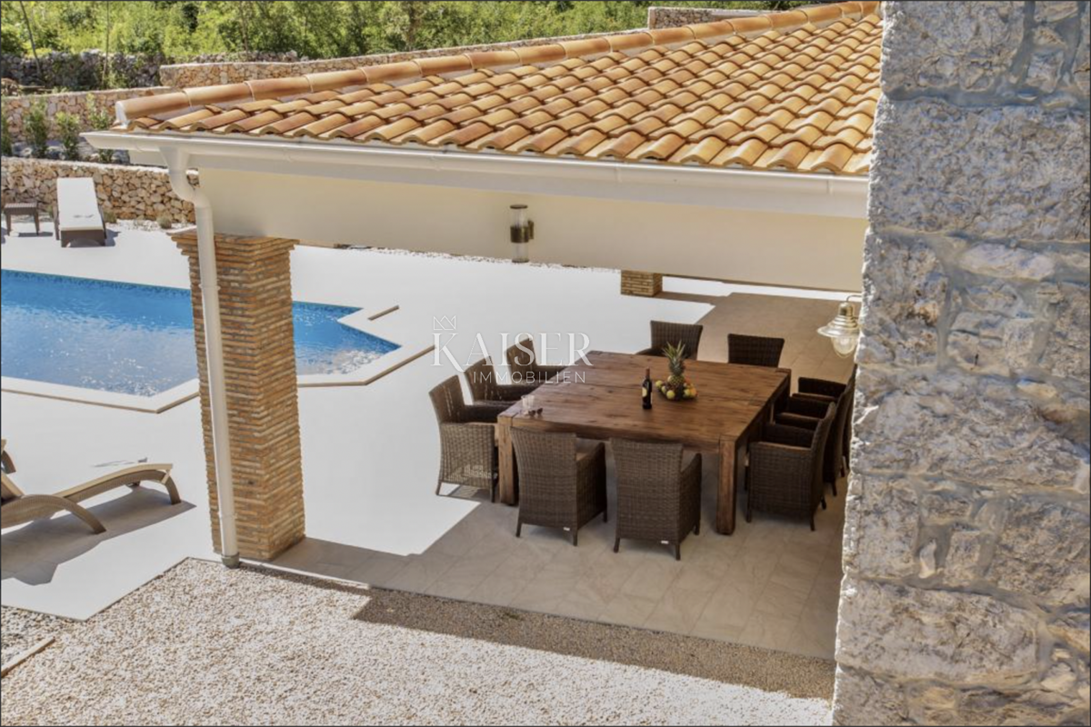  Ville Garica, Vrbnik, 150m2