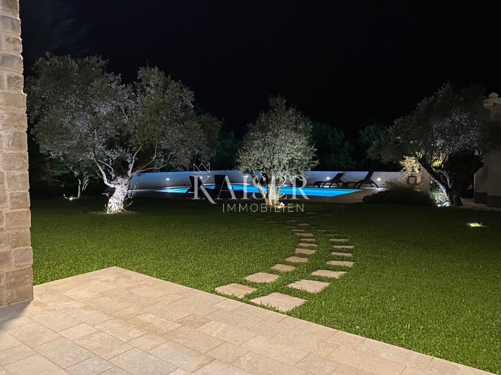  Ville Kras, Dobrinj, 290m2