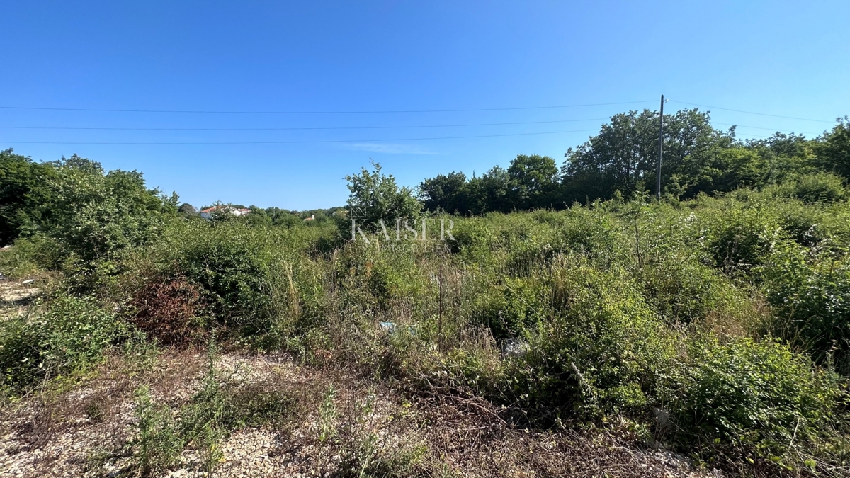 Isola di Krk, Linardići - terreno edificabile 1652 m2