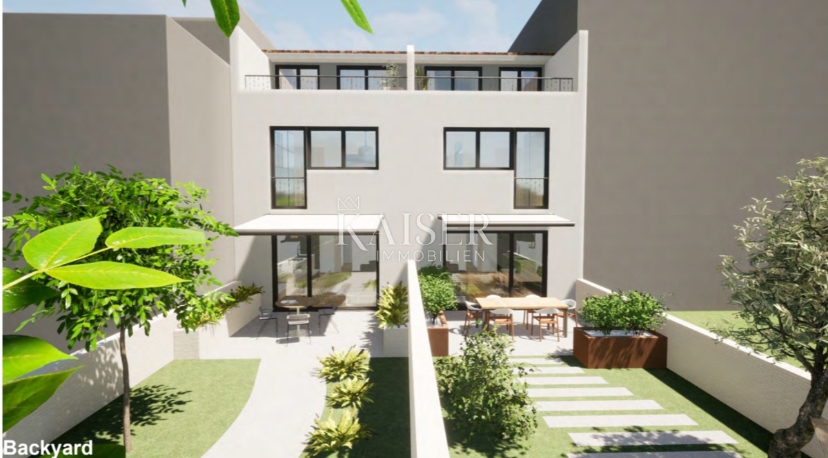 Istria, Parenzo, casa a schiera - 2 km dal mare