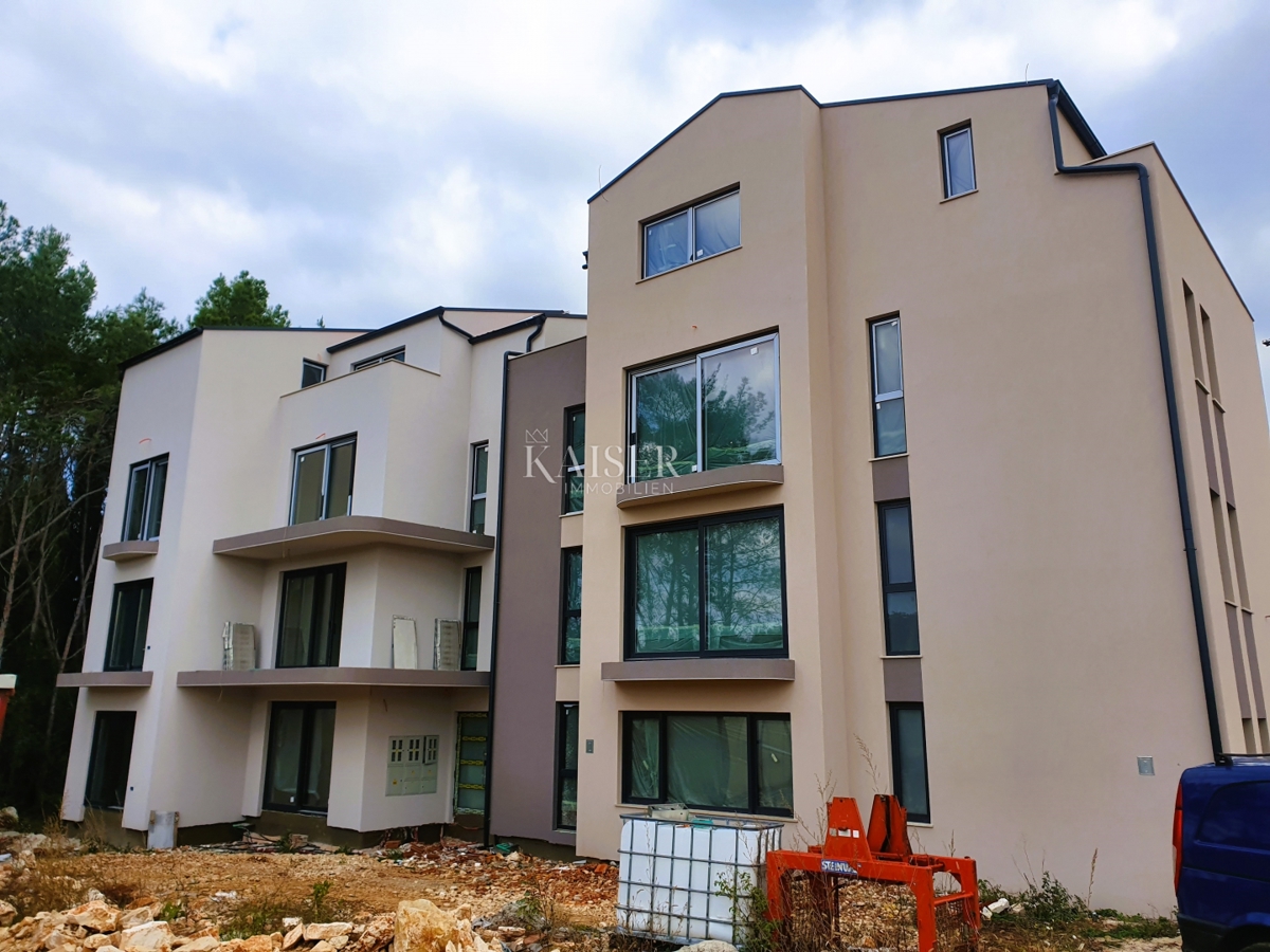 Istria - Rovigno, appartamento nuovo e moderno al 1° piano