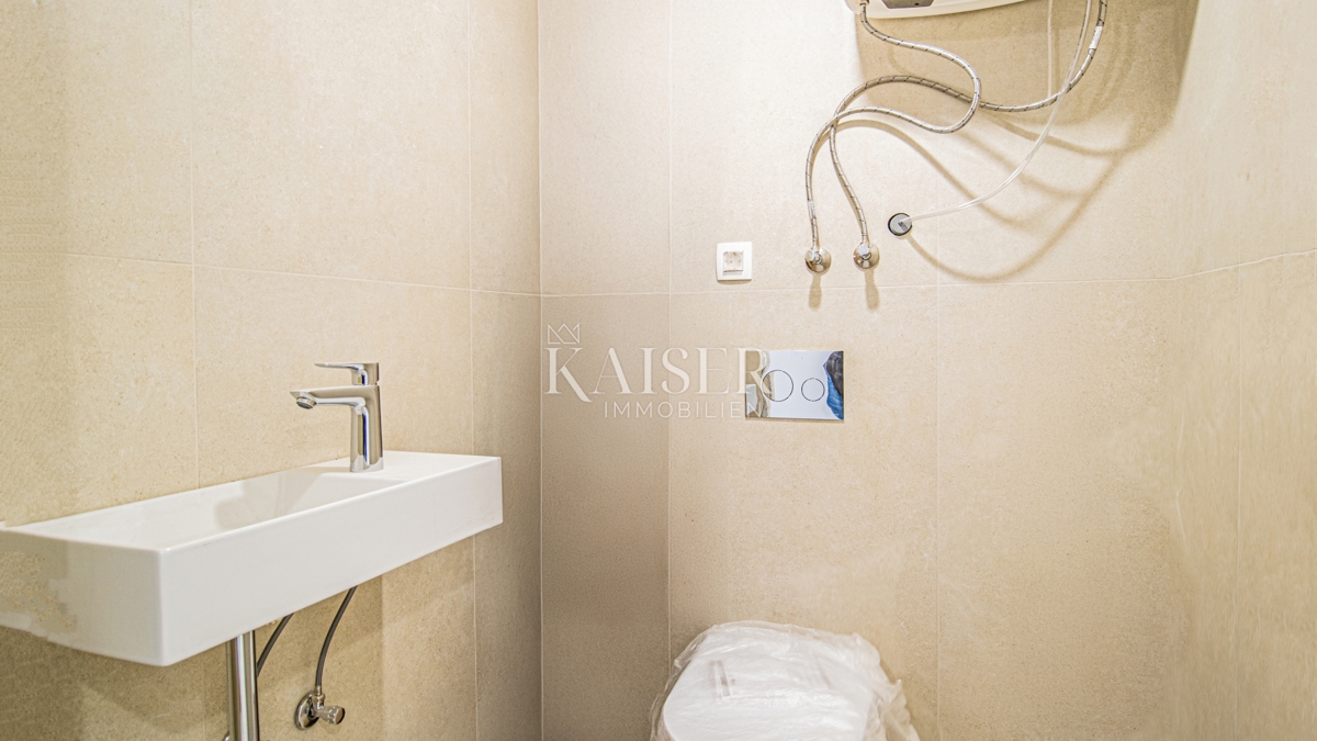 Opatija - Appartamento su tre piani con terrazza sul tetto e vista panoramica (H1A3)