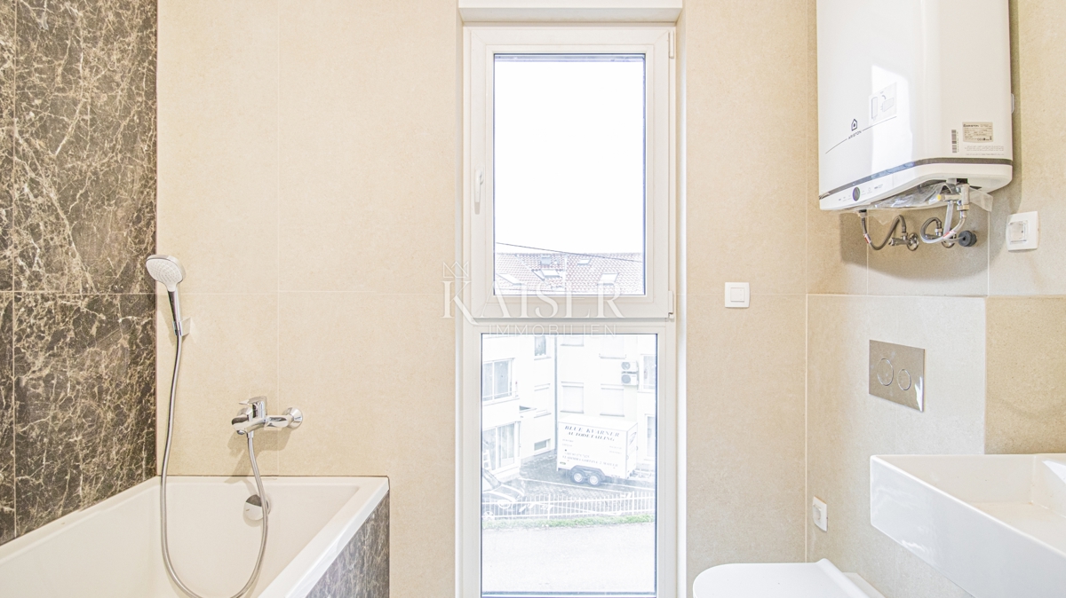 Opatija - Appartamento su tre piani con terrazza sul tetto e vista panoramica (H1A3)