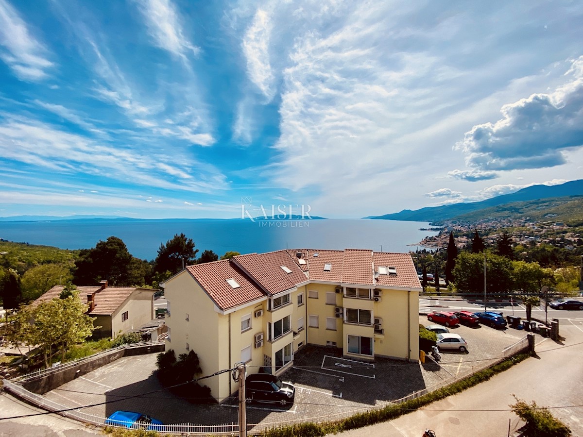 Opatija - Appartamento su tre piani con terrazza sul tetto e vista panoramica (H1A3)