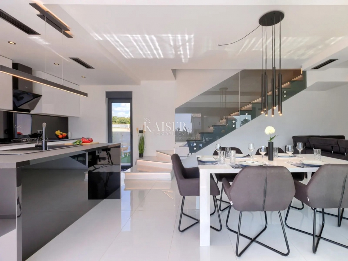 Istria - Dignano, villa di lusso con piscina