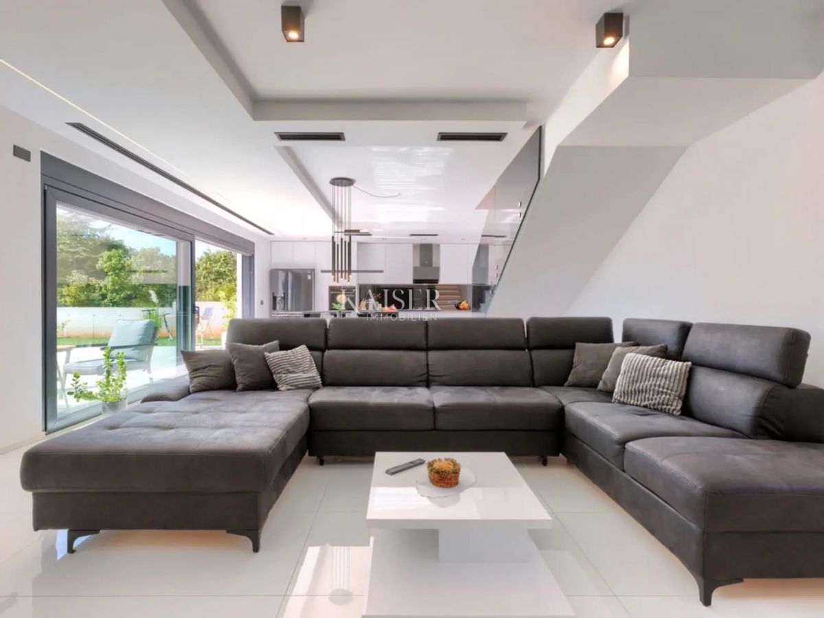 Istria - Dignano, villa di lusso con piscina