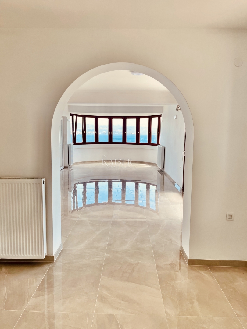 Opatija - Confortevole appartamento con 2 camere da letto e una vista fantastica