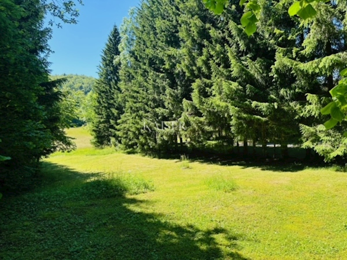 Gorski kotar, Delnice - terreno edificabile 896 m2