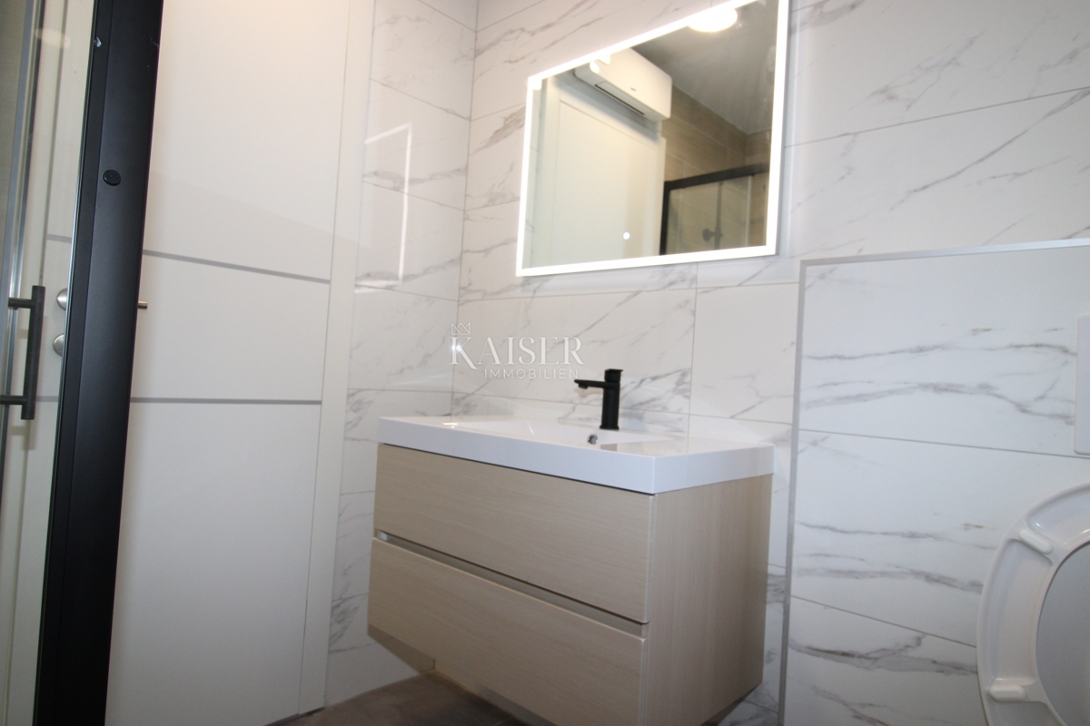 Crikvenica, Selce - Appartamento trilocale al 2° piano di una nuova costruzione con bellissima vista sul mare