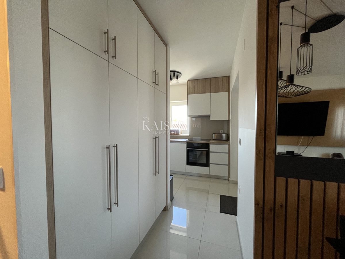 Appartamento Malinska, Malinska-Dubašnica, 79m2