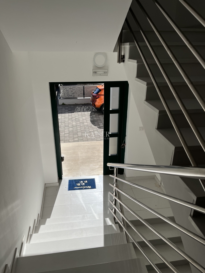 Appartamento Malinska, Malinska-Dubašnica, 79m2