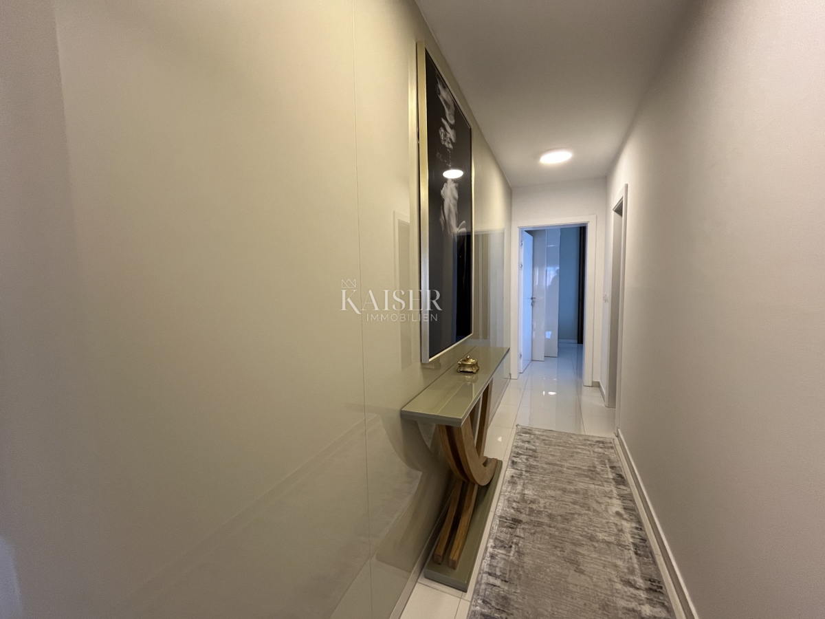 Appartamento Malinska, Malinska-Dubašnica, 79m2