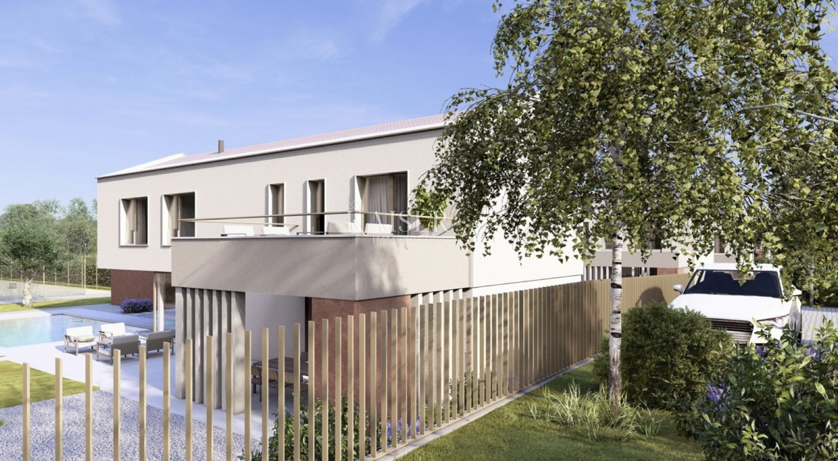 Istria, Labin - villa con piscina di 176 m2 su terreno di 2.710 m2