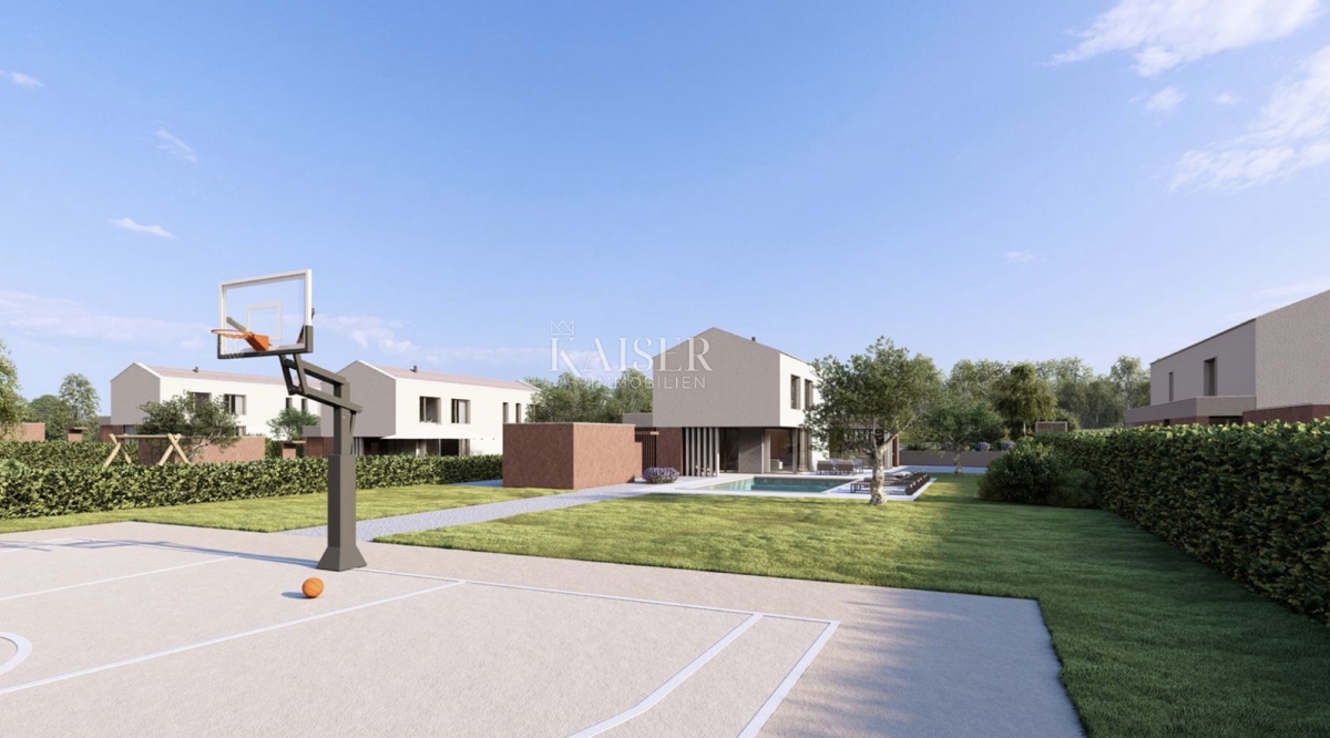 Istria, Labin - villa con piscina di 176 m2 su terreno di 2.710 m2