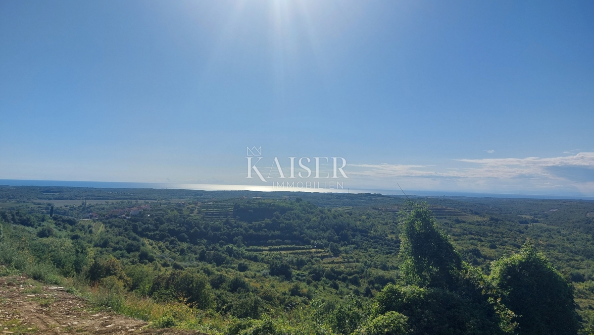 Istria, Buie - antico nel centro storico - 162 m2 con un grande potenziale