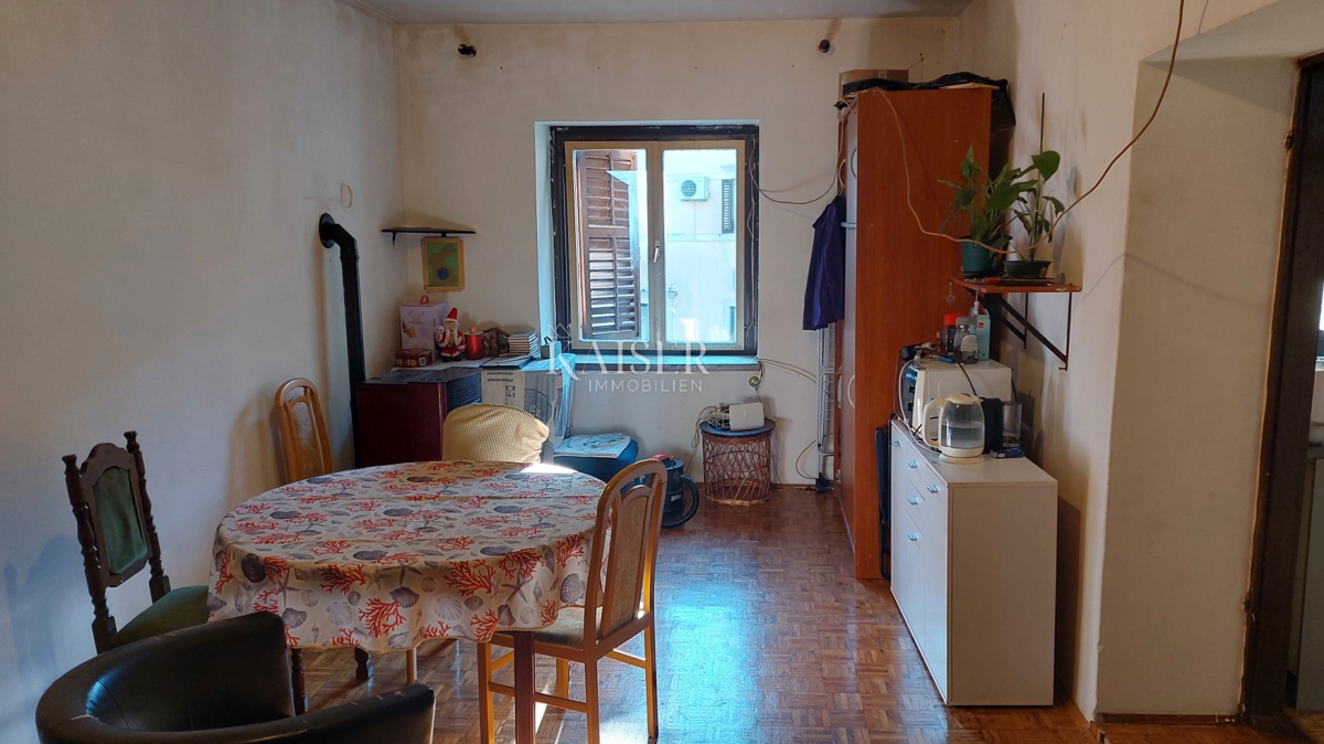 Istria, Buie - antico nel centro storico - 162 m2 con un grande potenziale