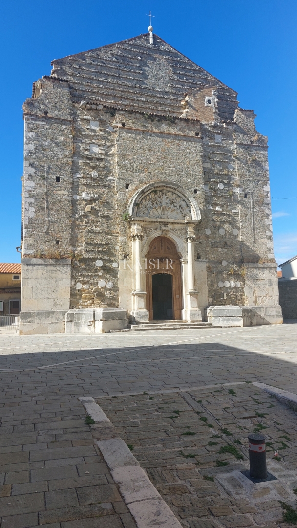 Istria, Buie - antico nel centro storico - 162 m2 con un grande potenziale