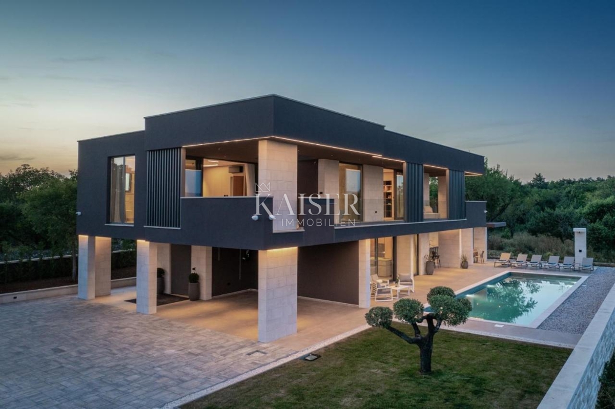 Istria, Krnica - villa premium 290m2 con vista mare 