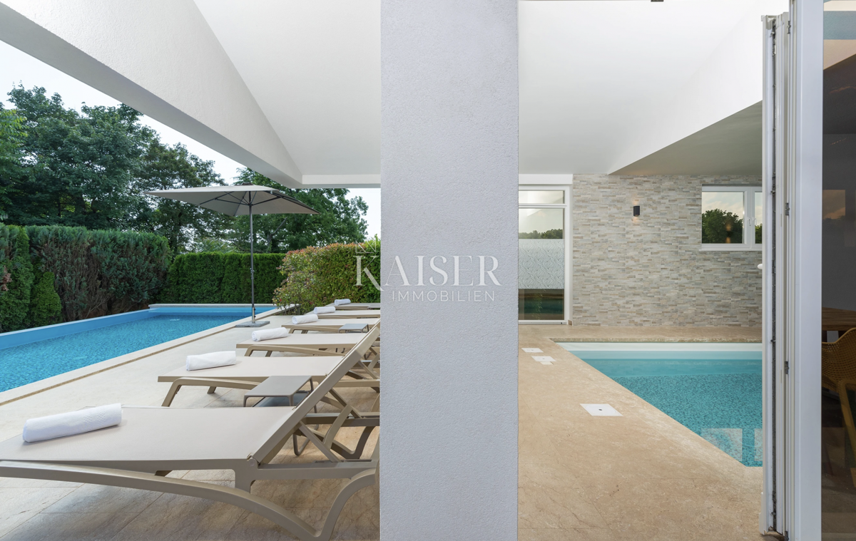 Istria, Žminj - esclusiva villa moderna con piscine e area benessere