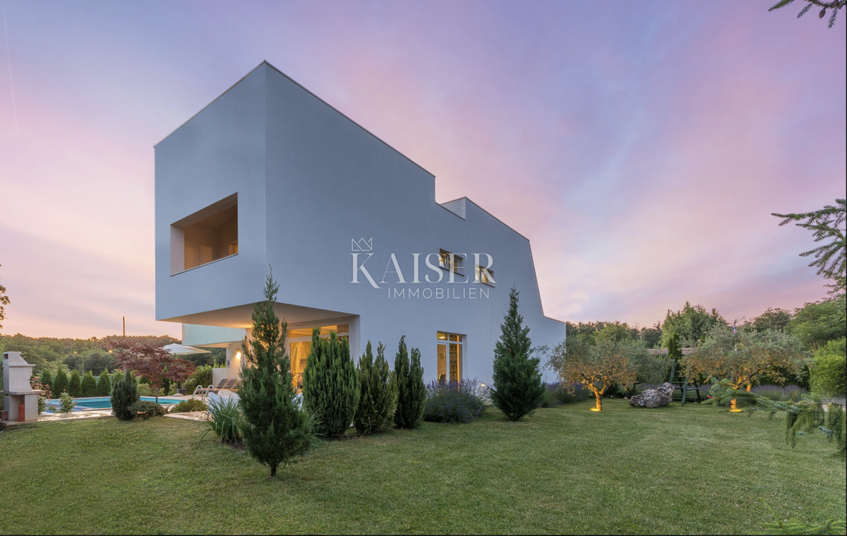 Istria, Žminj - esclusiva villa moderna con piscine e area benessere