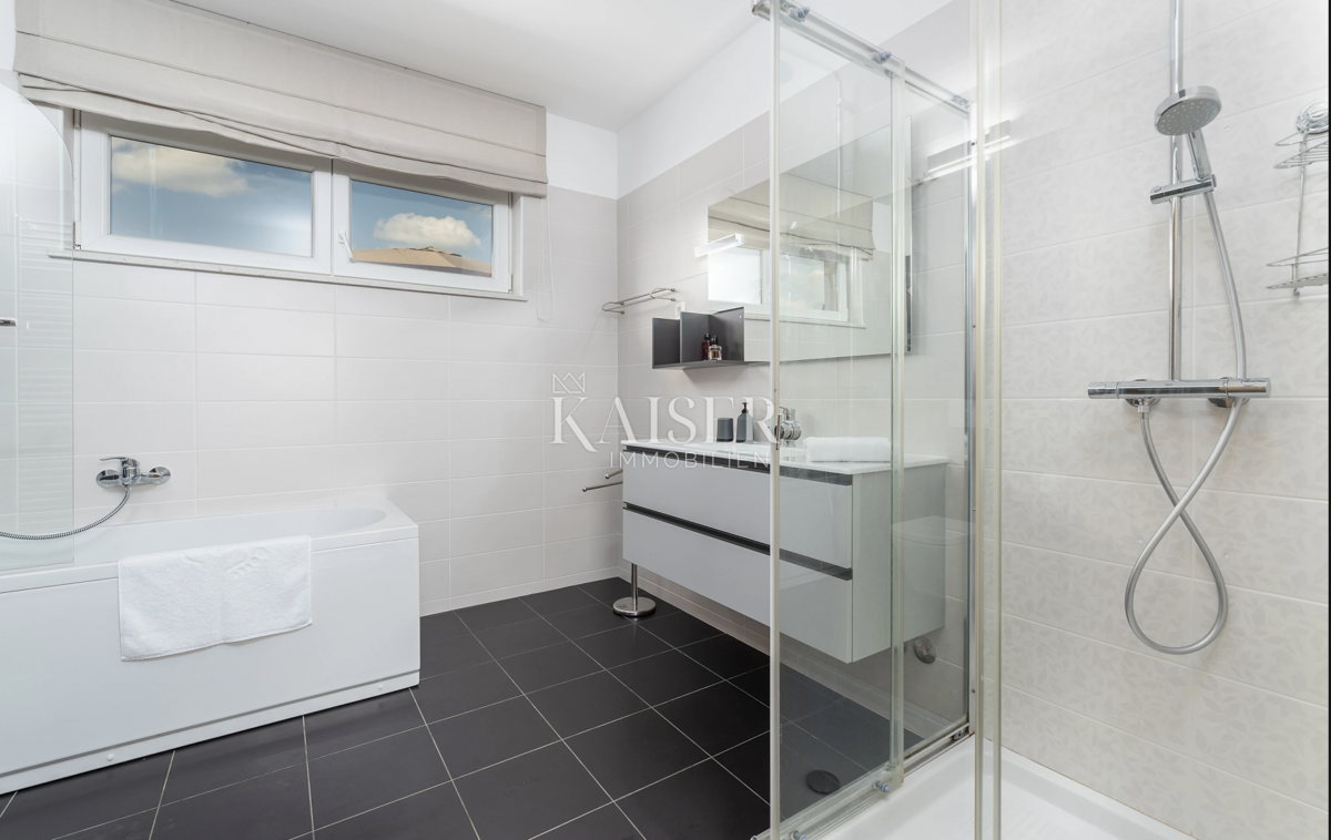 Istria, Žminj - esclusiva villa moderna con piscine e area benessere