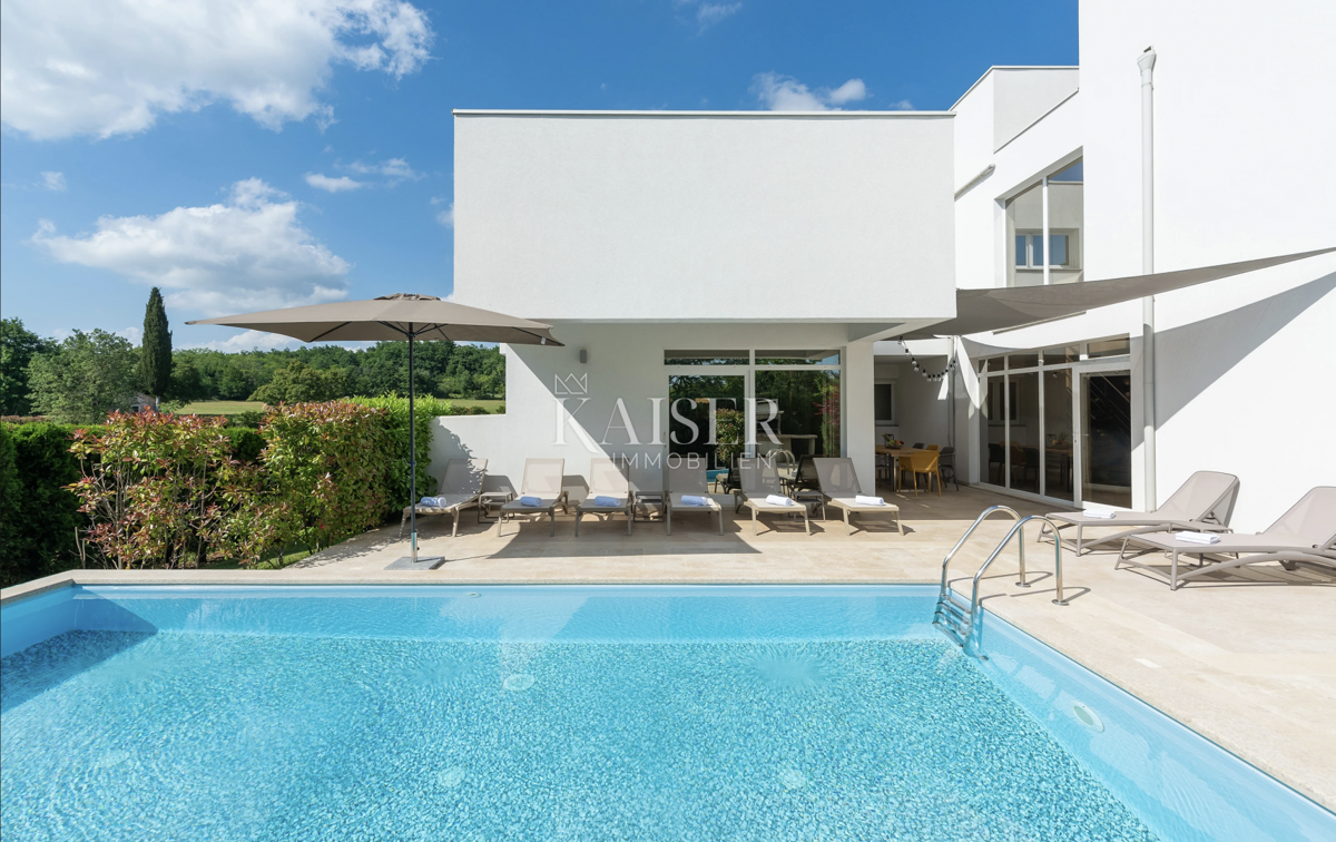 Istria, Žminj - esclusiva villa moderna con piscine e area benessere