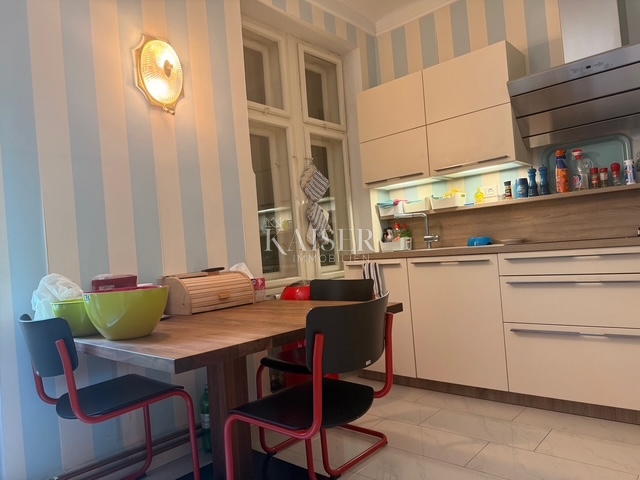 Rijeka, Pećine - Appartamento in prima fila al mare e monolocale nel seminterrato