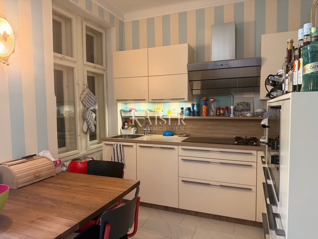 Rijeka, Pećine - Appartamento in prima fila al mare e monolocale nel seminterrato