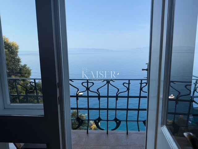 Rijeka, Pećine - Appartamento in prima fila al mare e monolocale nel seminterrato