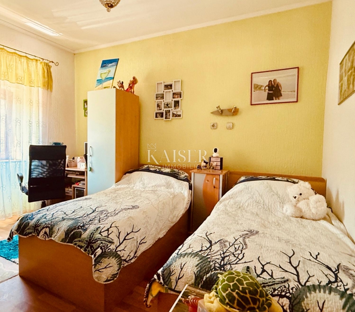 Rijeka, Draga – Tradizionale casa bifamiliare in pietra con giardino e garage