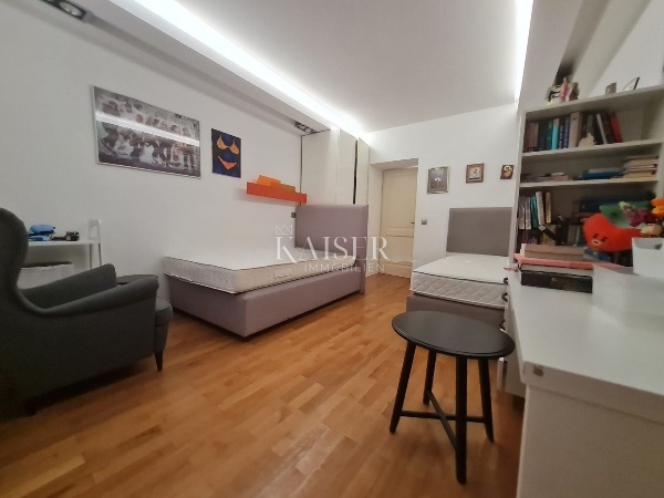 Zara, Poluotok, appartamento lussuosamente arredato, 104,32 m2, vicino a Kalelarga