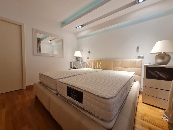 Zara, Poluotok, appartamento lussuosamente arredato, 104,32 m2, vicino a Kalelarga