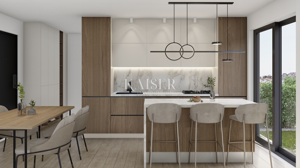 Istria - Parenzo, appartamento con due camere da letto al primo piano