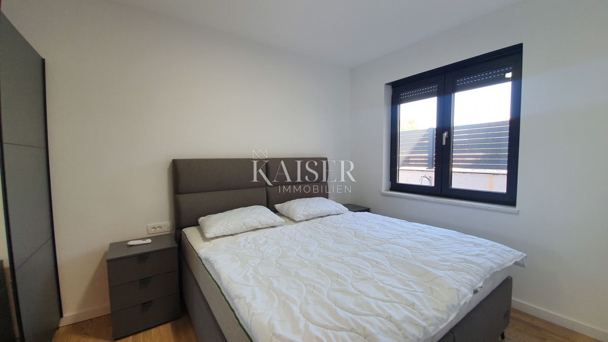 Istria - Parenzo, appartamento di lusso al piano terra a 500 m dal mare