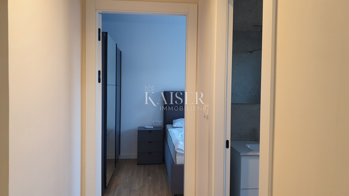 Istria - Parenzo, appartamento di lusso al piano terra a 500 m dal mare