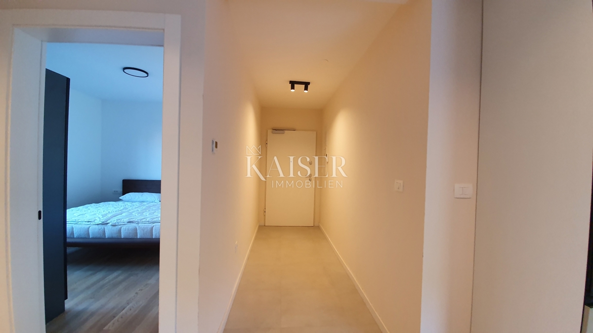 Istria - Parenzo, appartamento di lusso al piano terra a 500 m dal mare