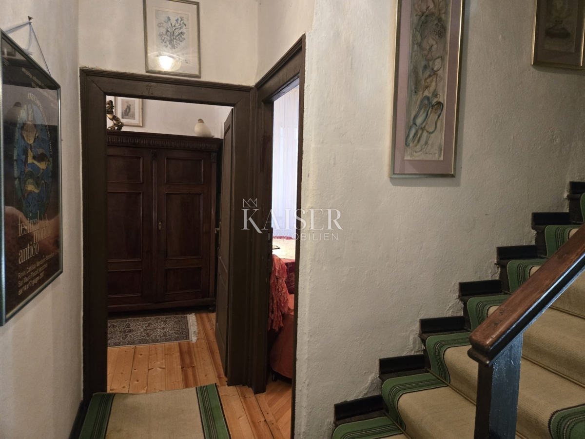 Zara, Pag - casa in pietra nel cuore di Pag vicino alla piazza, a pochi passi dalla spiaggia sabbiosa