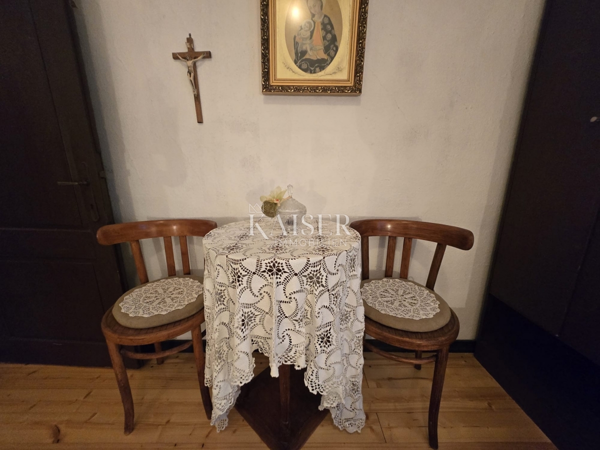 Zara, Pag - casa in pietra nel cuore di Pag vicino alla piazza, a pochi passi dalla spiaggia sabbiosa