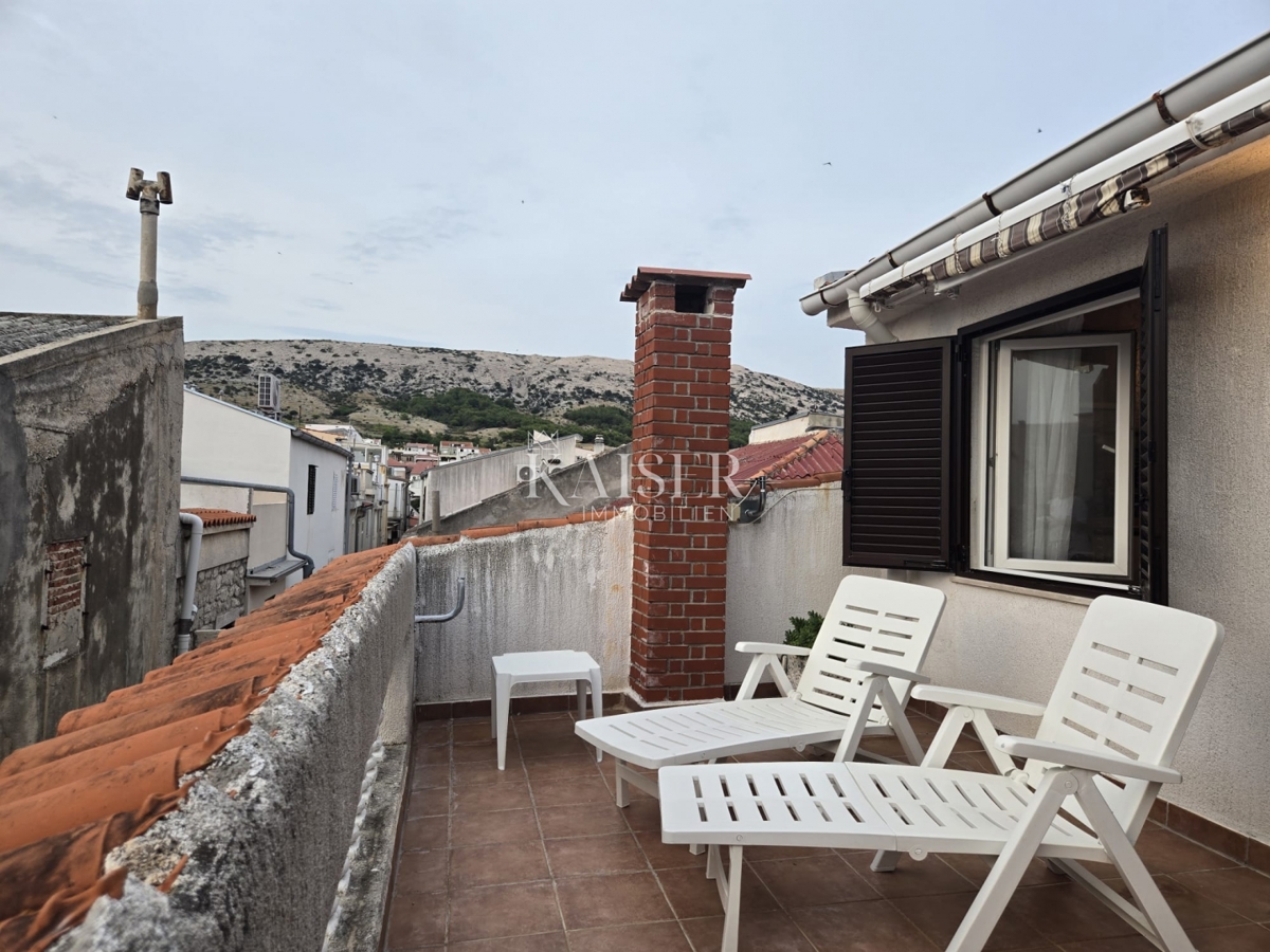 Zara, Pag - casa in pietra nel cuore di Pag vicino alla piazza, a pochi passi dalla spiaggia sabbiosa