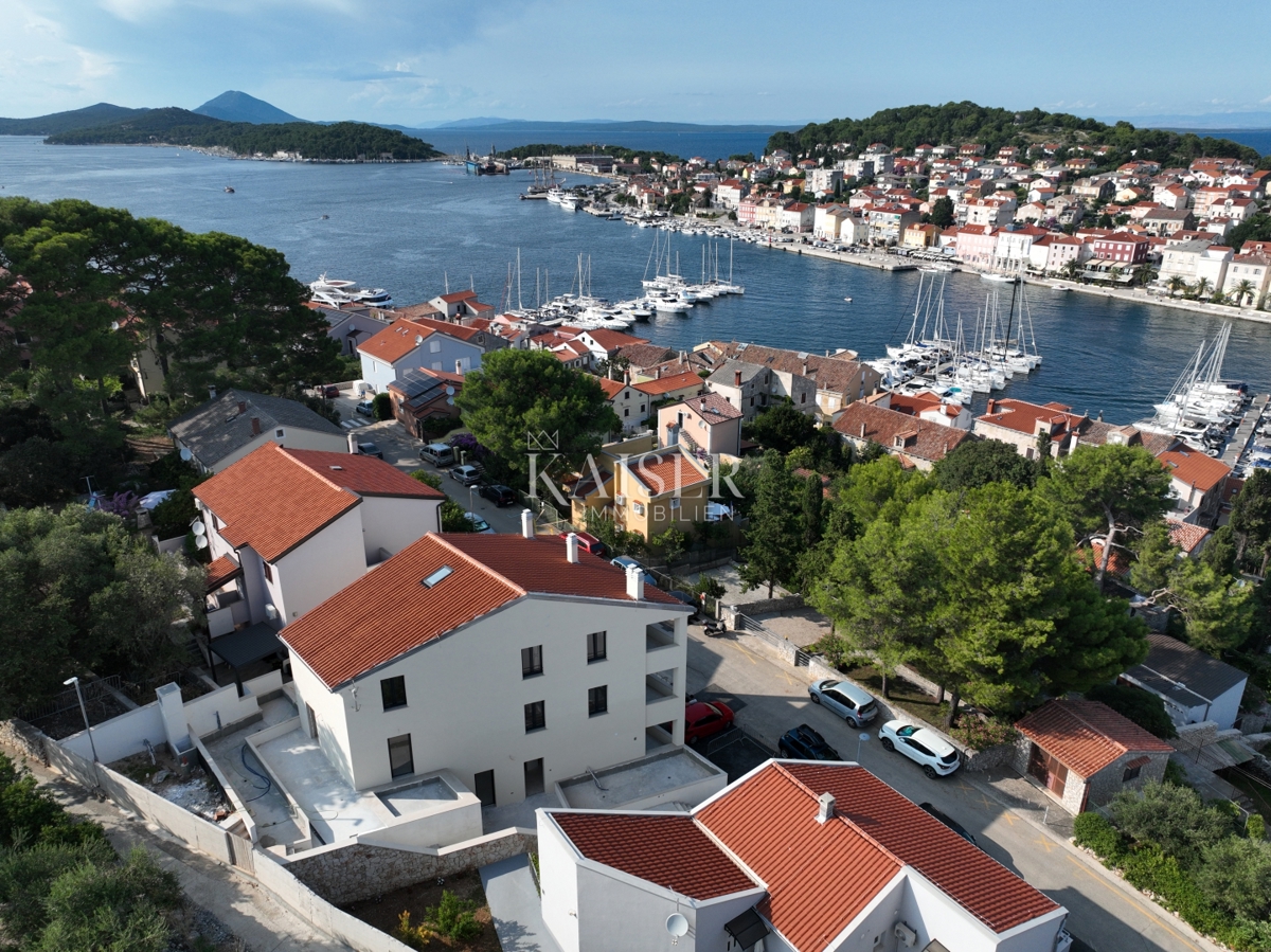 Mali Lošinj - bellissimo appartamento con garage nel centro della città