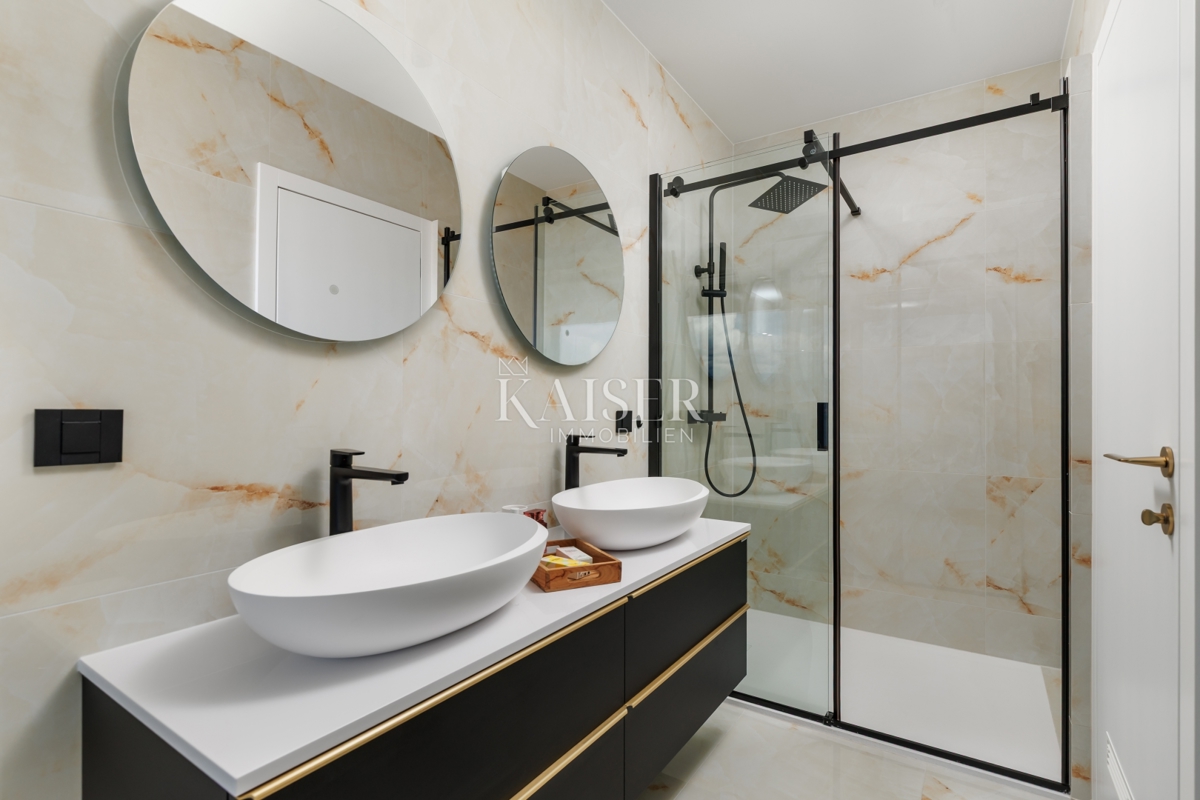 Villa Vrbnik, 264,24m2